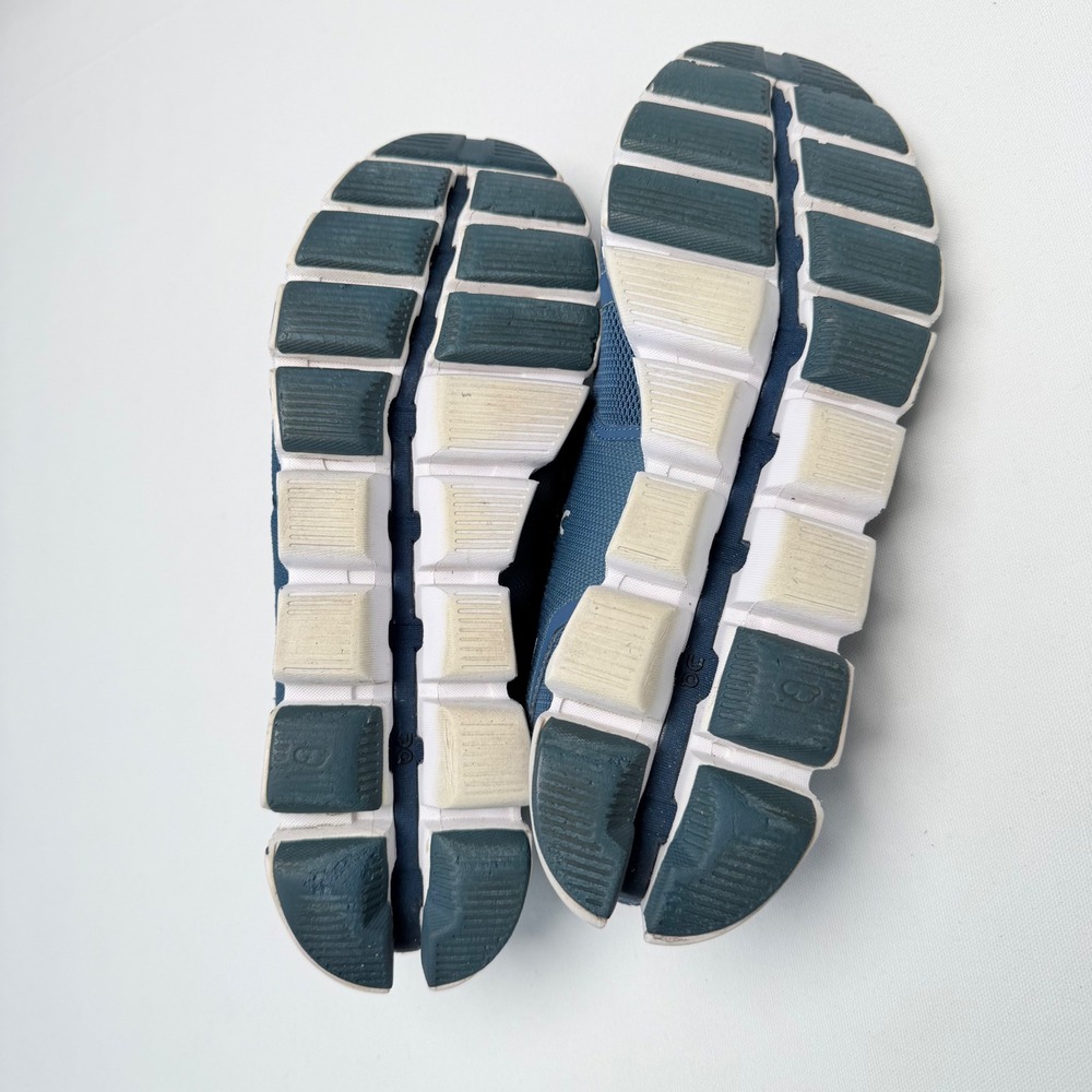 On Cloud 5 Running Shoes Womens 10 Denim Blue White Speed Laces Sneakers  FLAWED - Picture 5 of 10